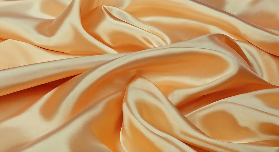 Les Bienfaits Incroyables d'un Drap en Soie pour un Sommeil de Luxe et Confort - StudioSoie