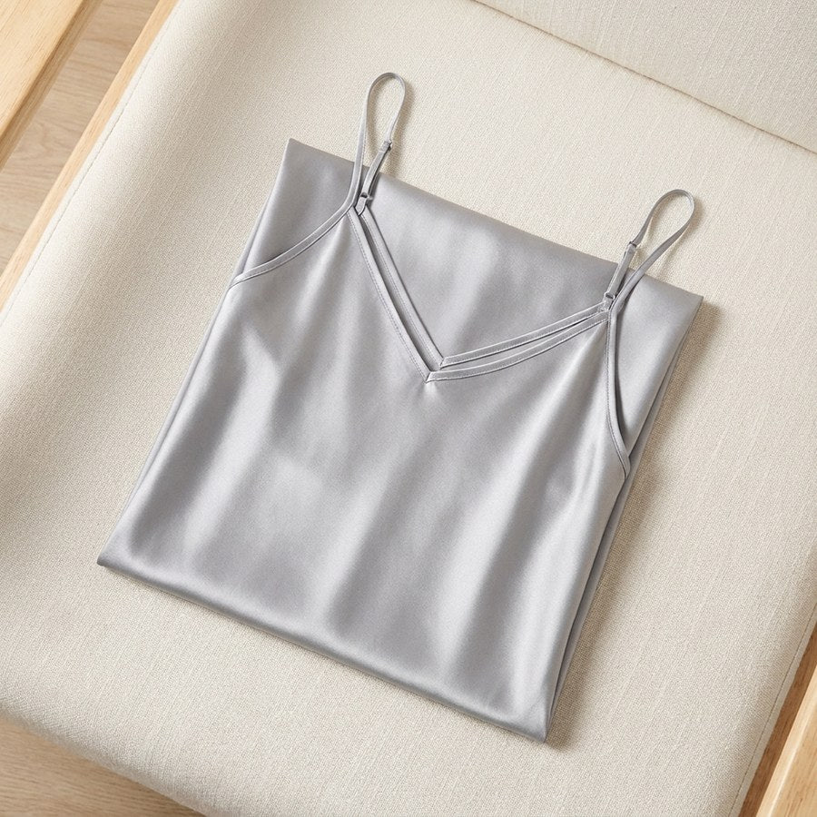 Robe longue en soie de mûrier col V - coloris Argent | StudioSoie