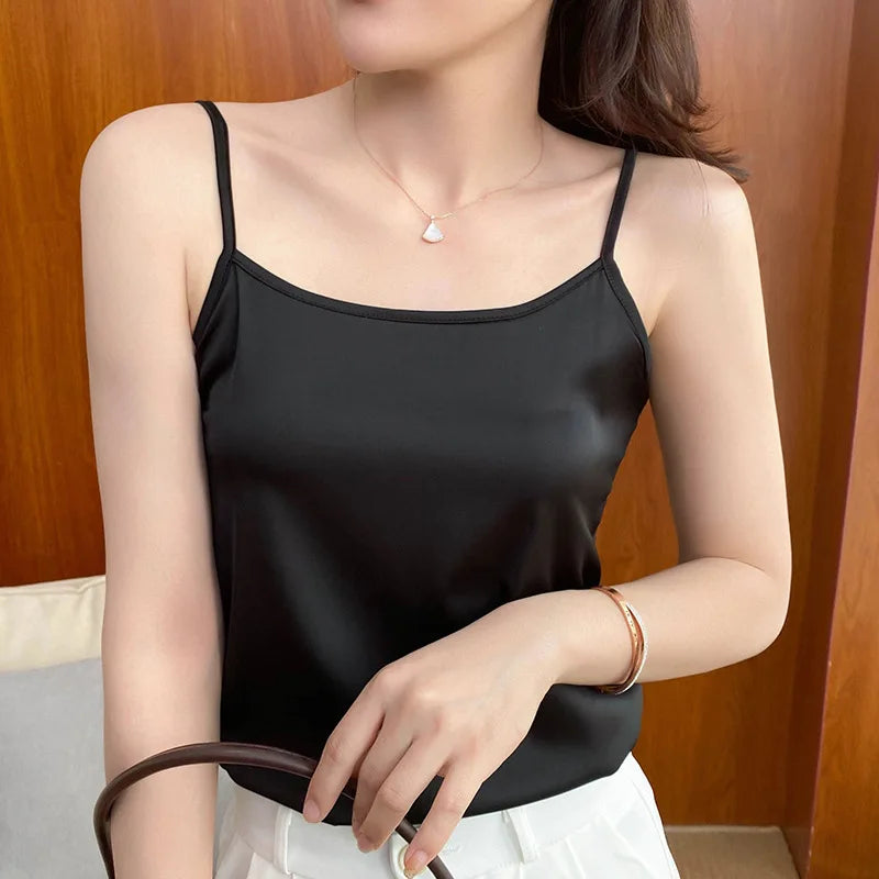 30% Selyemmel Készült Mellény