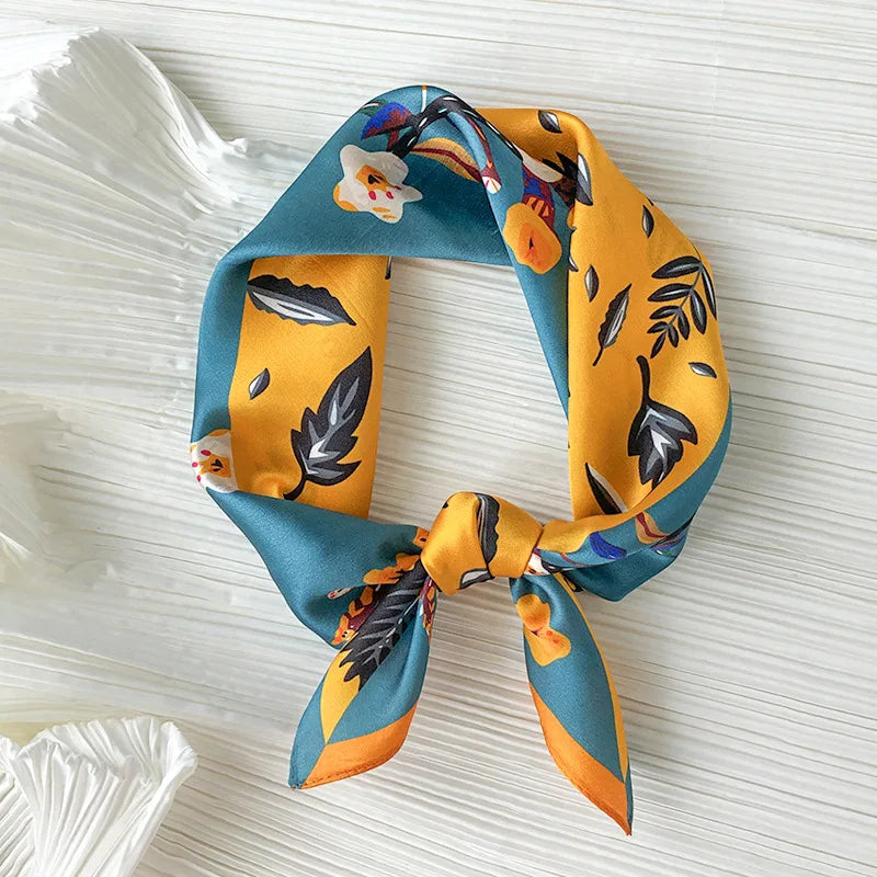 Écharpe - Foulard - Carré en Soie - Bandana