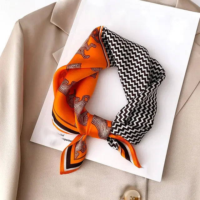 Écharpe - Foulard - Carré en Soie - Bandana