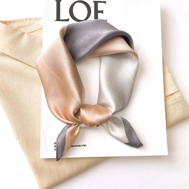 Écharpe - Foulard - Carré en Soie - Bandana