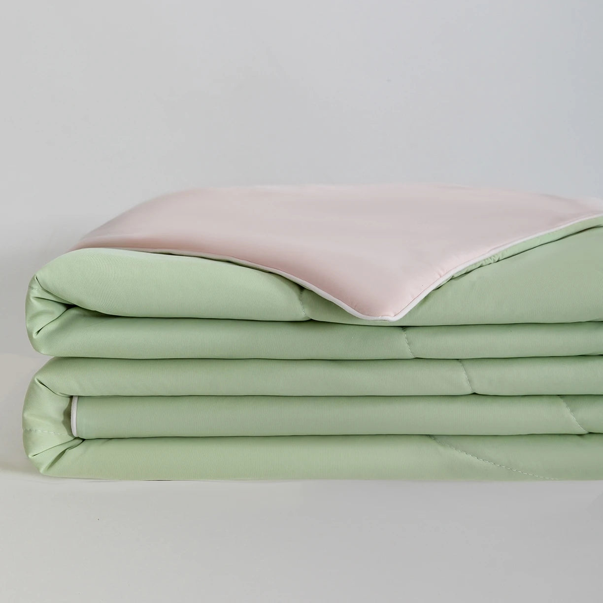 Air Condition Comforter for Summer Pure Color Ice Silk Cooling Blanket Lightweight and Smooth Twin/King Size Cold Quilt - StudioSoie - 