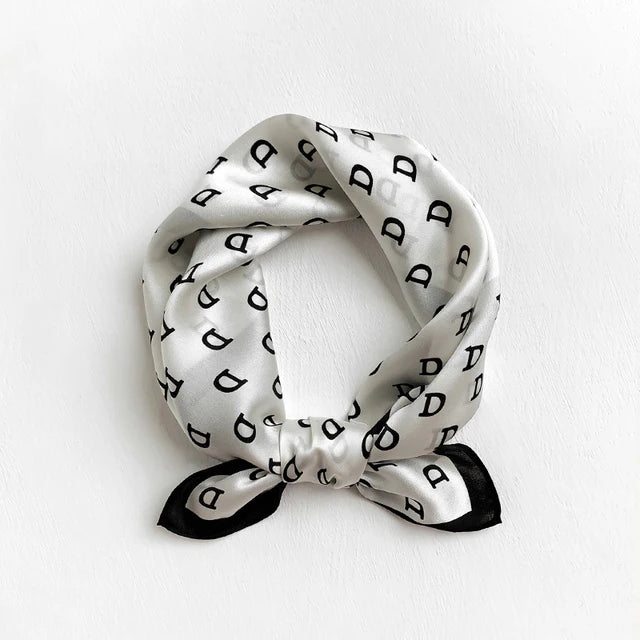 Écharpe - Foulard - Carré en Soie - Bandana