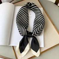 Foulard en Satin de Soie Luxueux - StudioSoie