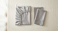 Parure de lit 3 pièces en satin glossy gris argenté - StudioSoie