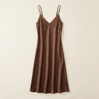 Robe caraco en soie de mûrier 21 momme moka - StudioSoie