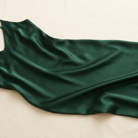 Verde închis
