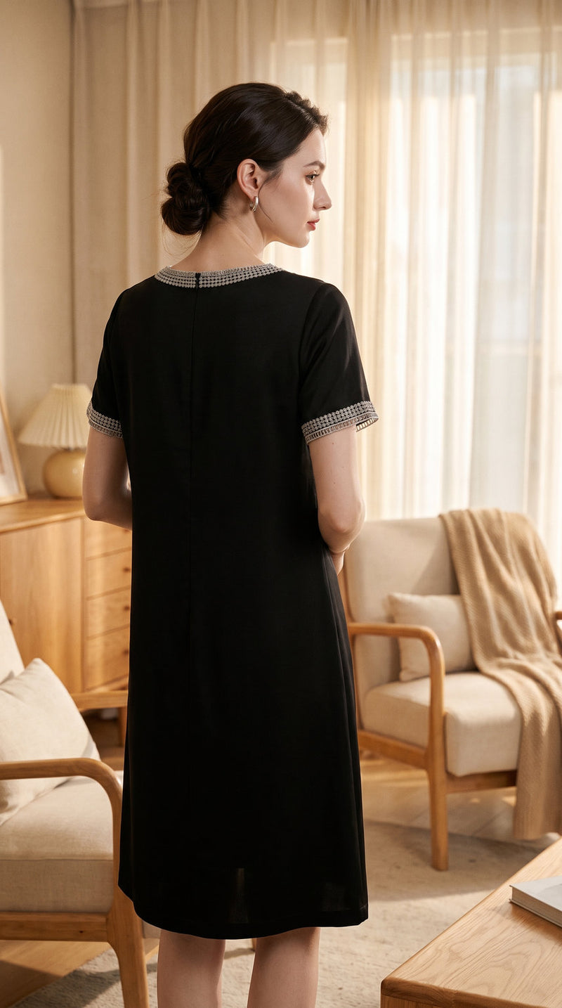Petite robe noire en soie de Hangzhou – visuel 3 – StudioSoie