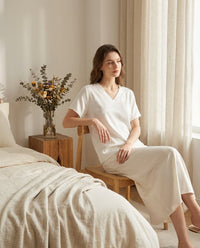 T-Shirt Col V en Soie de Mûrier - Haut Manches Courtes Crêpe Jacquard Femme 100% Soie Naturelle - StudioSoie